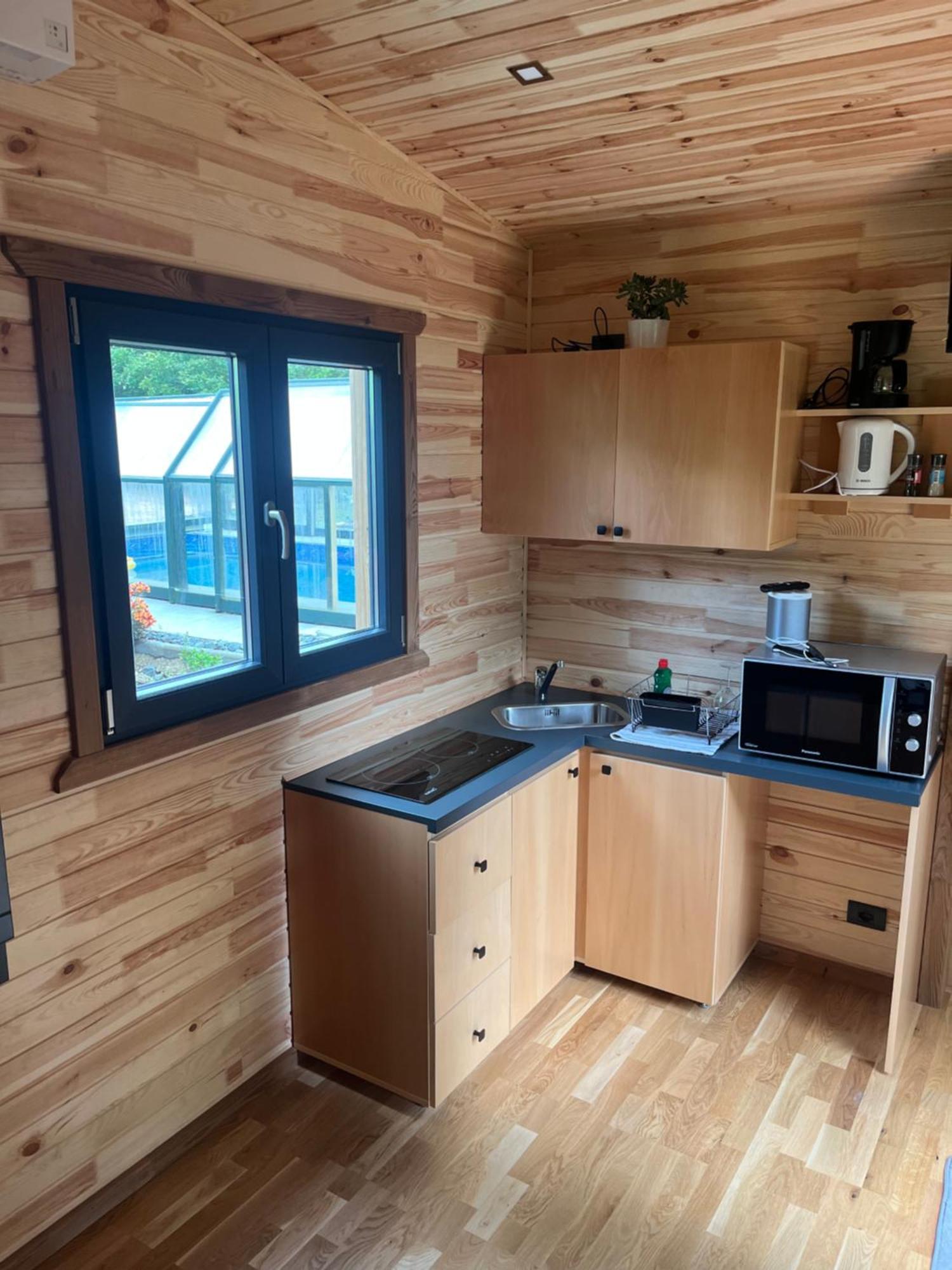 Tiny House Independante Tout Confort Et Tout Equipee Calme Et Intimee Assuree Morhange Exterior photo
