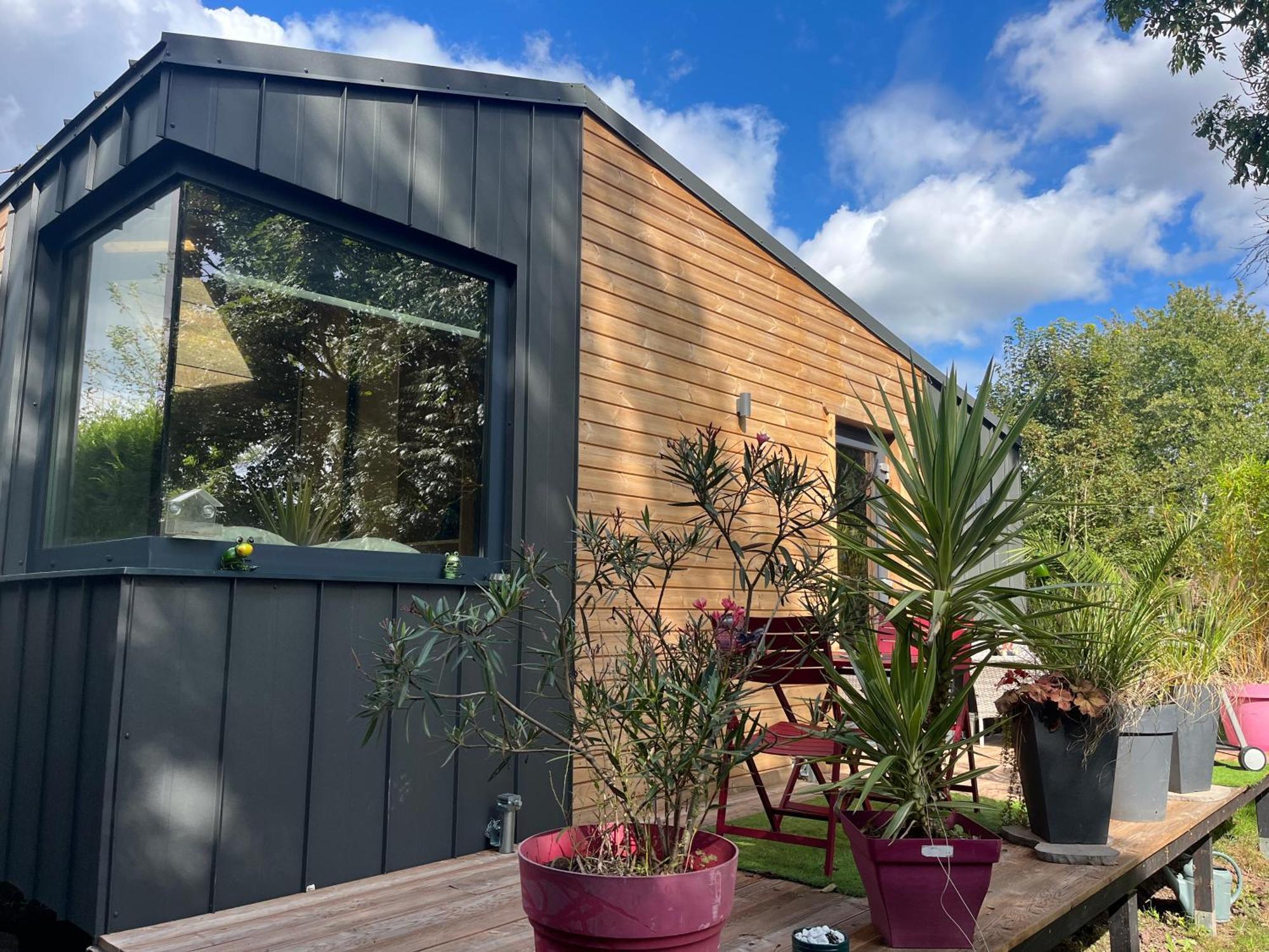 Tiny House Independante Tout Confort Et Tout Equipee Calme Et Intimee Assuree Morhange Exterior photo